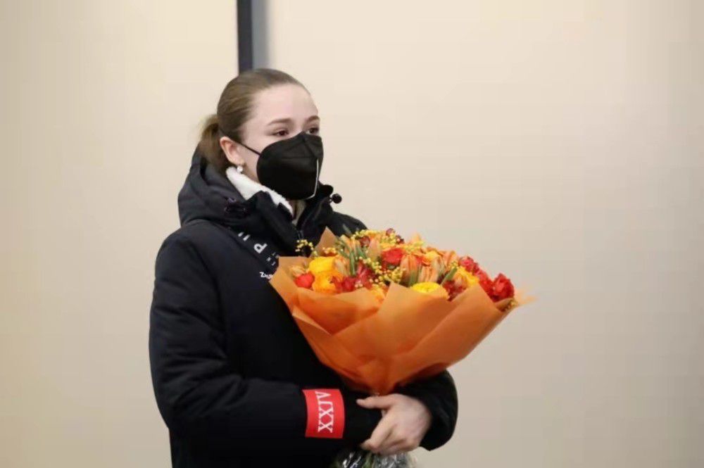 在教室伦流澡到高潮h女视频